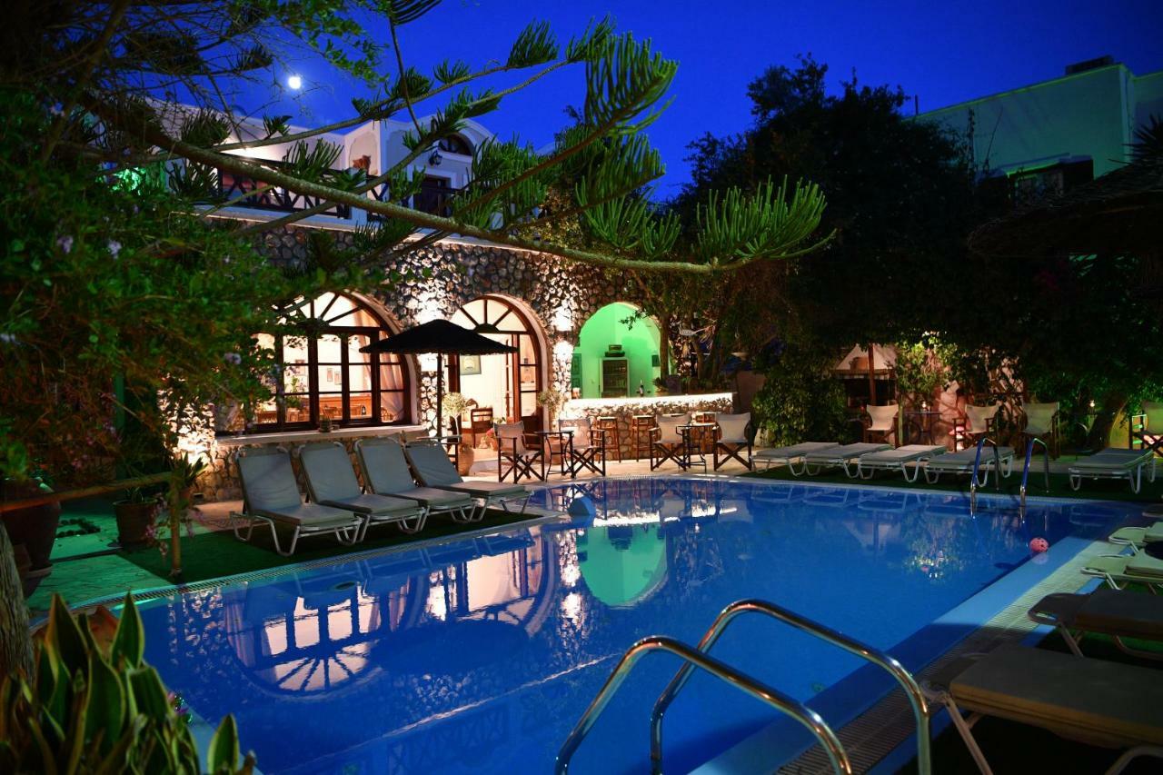 Philoxenia Hotel & Studios เปริสซา ภายนอก รูปภาพ